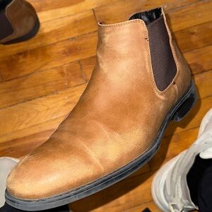 Men's Tan Chelsea Boots size 11.5